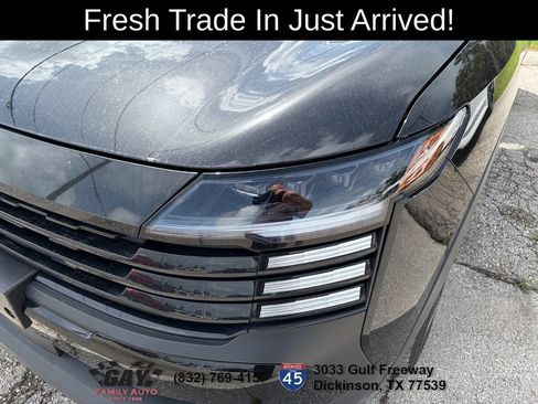 Used 2025 Nissan Kicks SV w/ Charging Package FWD image 4