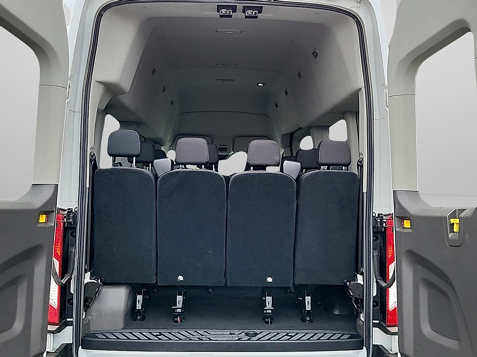 Used 2024 Ford Transit 350 XLT RWD image 23