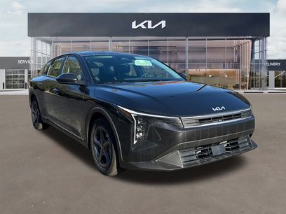 New 2025 Kia K4 LX