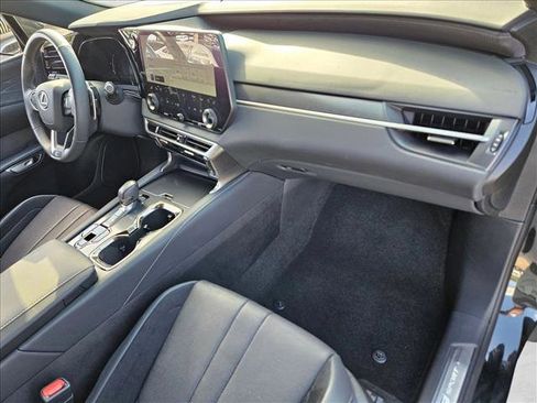 Used 2024 Lexus RX 500h F Sport image 21