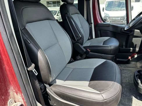Used 2018 RAM ProMaster 2500 FWD image 19