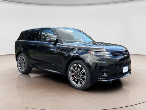 Used 2024 Land Rover Range Rover Sport Dynamic SE image 7