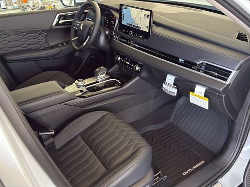New 2026 Mitsubishi Outlander SEL FWD image 22