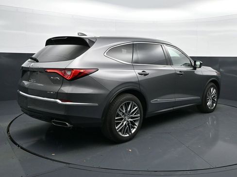 Used 2024 Acura MDX SH-AWD w/ Advance Package image 7