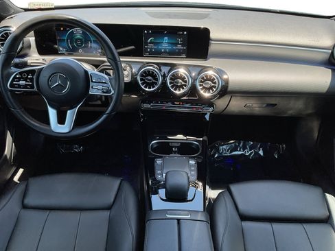 Used 2022 Mercedes-Benz A 220 image 10