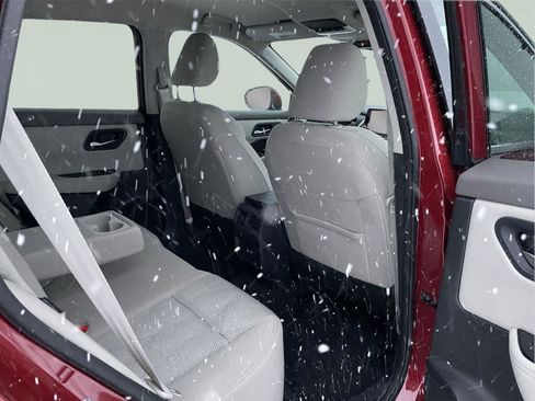 Used 2025 Nissan Rogue SV image 19