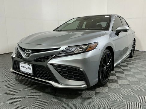 Used 2021 Toyota Camry XSE FWD image 25