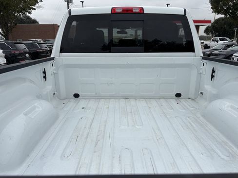 Used 2024 RAM 3500 Tradesman w/ Chrome Appearance Group AWD/4WD image 27