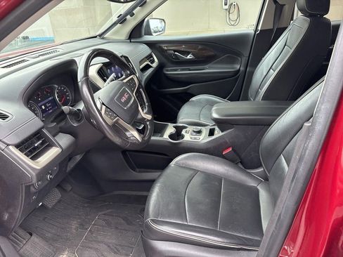 Used 2019 GMC Terrain Denali w/ Advanced Safety Package FWD image 14