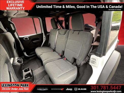 Used 2025 Jeep Wrangler Unlimited Sport AWD/4WD image 22