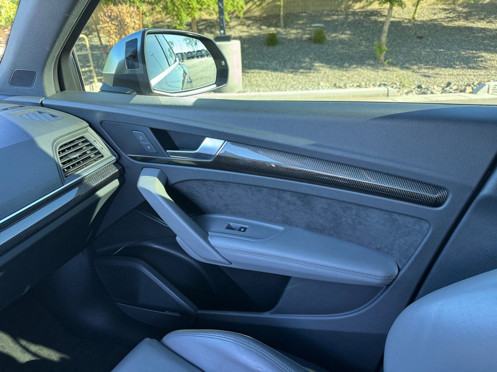 Used 2019 Audi SQ5 Premium Plus w/ Premium Plus Package AWD/4WD image 16