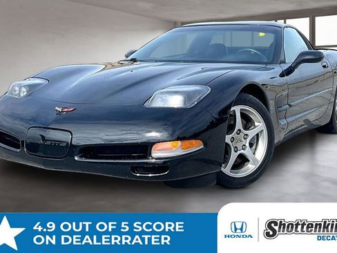 Used 2002 Chevrolet Corvette Coupe image 1