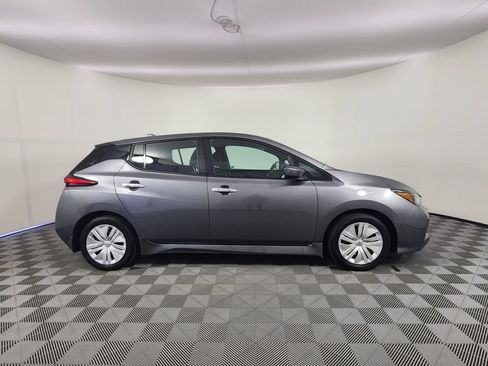 Used 2025 Nissan Leaf S FWD image 6