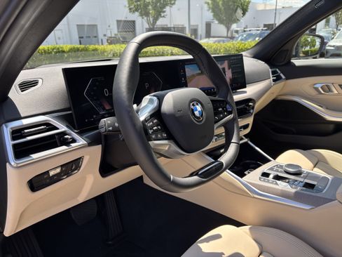 Certified 2025 BMW 330i Sedan RWD image 16
