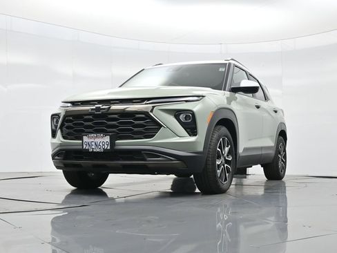 Used 2025 Chevrolet TrailBlazer ACTIV w/ LPO, Trailering Package image 44