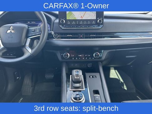 Used 2023 Mitsubishi Outlander SE image 19