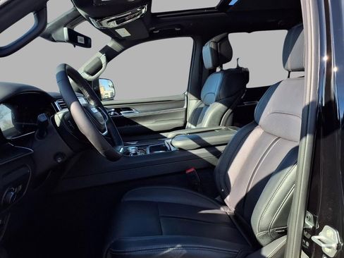 New 2026 Jeep Grand Wagoneer Summit w/ Rear Seat Video Group I image 21