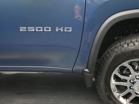 New 2026 Chevrolet Silverado 2500 LTZ w/ LTZ Premium Package image 8