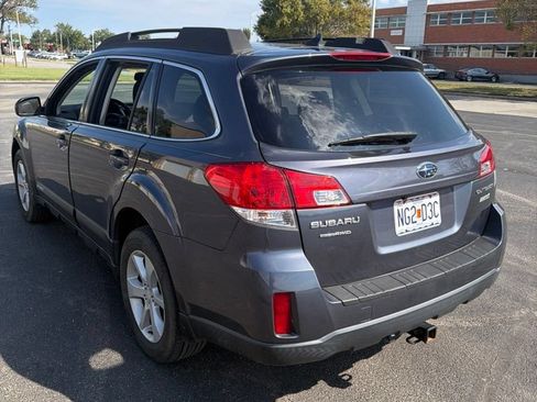 Used 2014 Subaru Outback 2.5i Premium AWD/4WD image 6