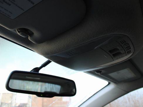 Used 2012 Toyota Corolla S image 24