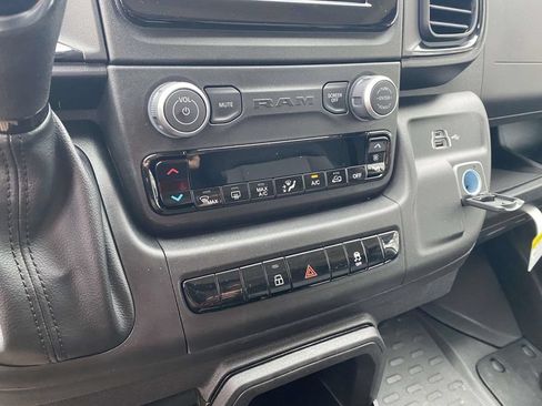New 2026 RAM ProMaster 1500 w/ Convenience Group FWD image 21