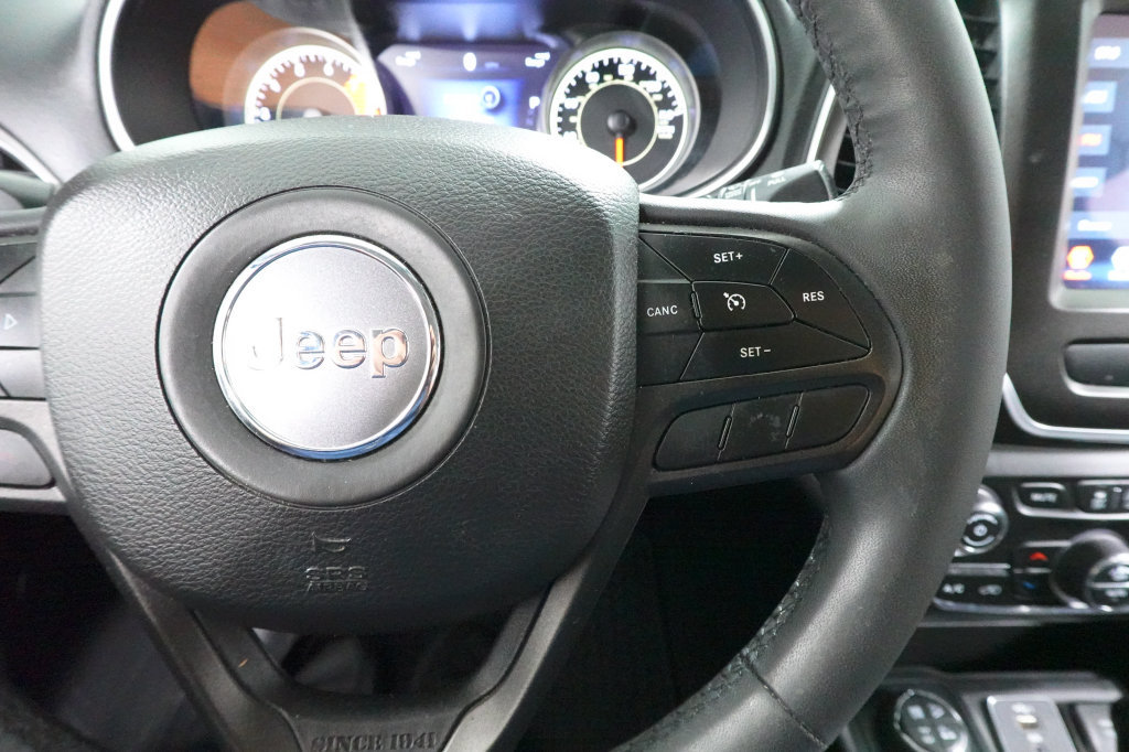 Used 2022 Jeep Cherokee Trailhawk AWD/4WD image 13