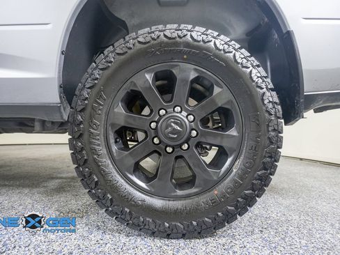 Used 2024 RAM 2500 Big Horn w/ Night Edition AWD/4WD image 46