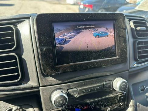 Used 2025 RAM ProMaster 2500 w/ Storage Group image 13