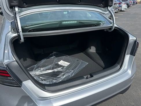 New 2025 Honda Accord LX image 33