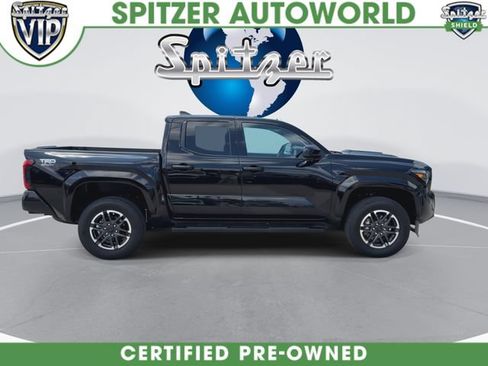 Used 2025 Toyota Tacoma TRD Sport AWD/4WD image 10