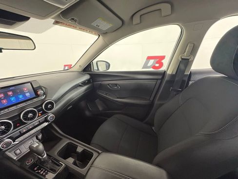 Used 2024 Nissan Sentra S image 24