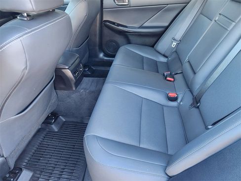 Used 2023 Lexus IS 300 w/ Comfort Package image 31