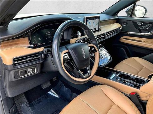 Used 2021 Lincoln Corsair Reserve FWD image 14