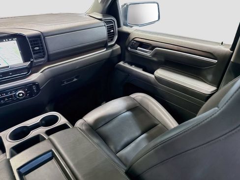 Used 2026 GMC Sierra 1500 SLT AWD/4WD image 23