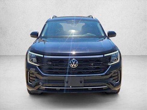 Used 2024 Volkswagen Atlas SEL Premium R-Line AWD/4WD image 2