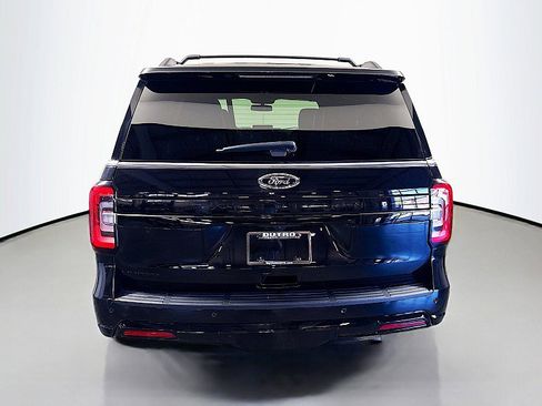 Used 2024 Ford Expedition Limited AWD/4WD image 6