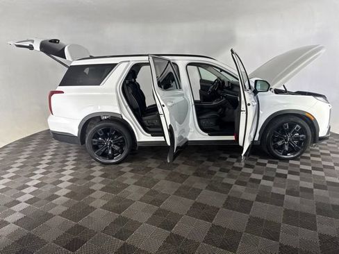 Used 2024 Hyundai Palisade XRT AWD/4WD image 17