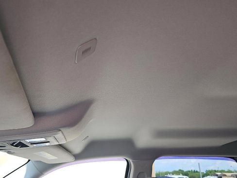 Used 2017 RAM 1500 Big Horn RWD image 15