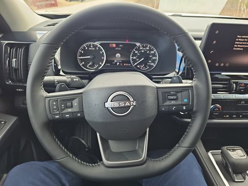 New 2026 Nissan Pathfinder SV image 20