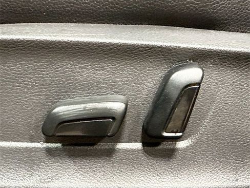 Used 2017 Volkswagen Jetta GLI image 22