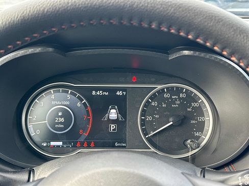 New 2025 Nissan Versa SR w/ Trunk Package image 19