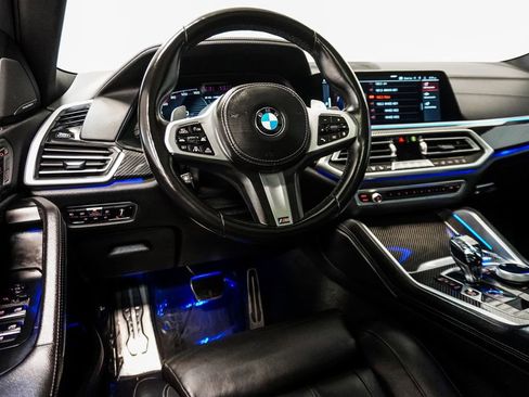 Used 2021 BMW X6 M50i w/ Executive Package image 16