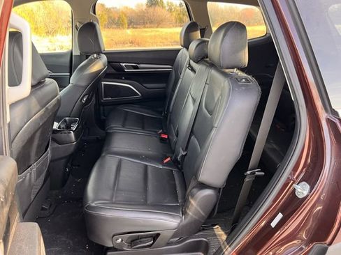Used 2022 Kia Telluride LX image 26
