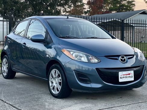 Used 2014 MAZDA MAZDA2 Sport image 3