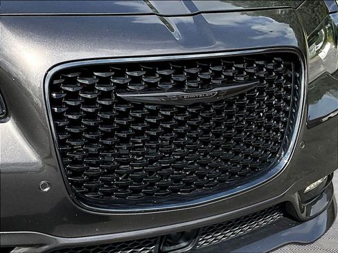 Used 2023 Chrysler 300 Touring L w/ Popular Equipment Group RWD image 32