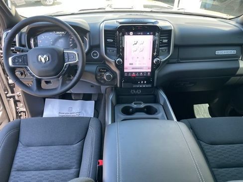 Used 2026 RAM 1500 Big Horn AWD/4WD image 13