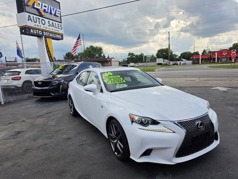 Used 2014 Lexus IS 350 w/ F Sport Package RWD image 9