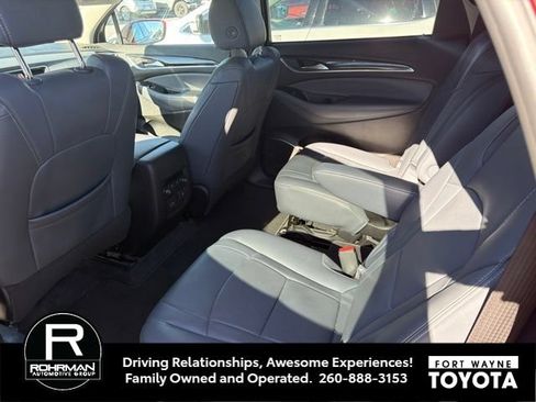 Used 2020 Buick Enclave Essence w/ Sound and Sites Package AWD/4WD image 12
