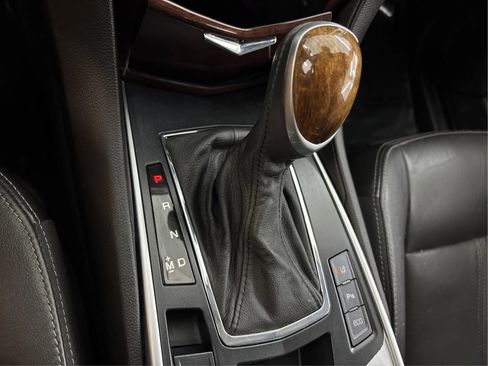 Used 2014 Cadillac SRX Luxury w/ Driver Awareness Package AWD/4WD image 42