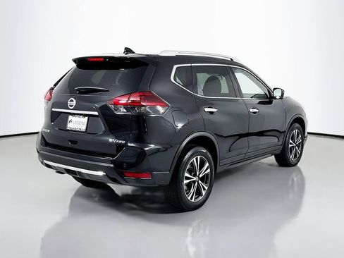Used 2020 Nissan Rogue SV w/ Premium Package image 5